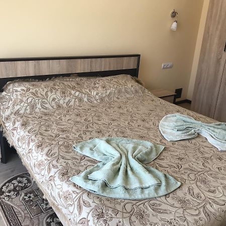 Gostynnyi Dvir Cottageテルノーピリ エクステリア 写真