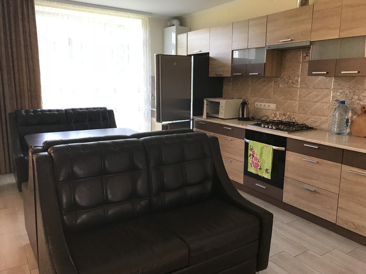 Gostynnyi Dvir Cottageテルノーピリ エクステリア 写真
